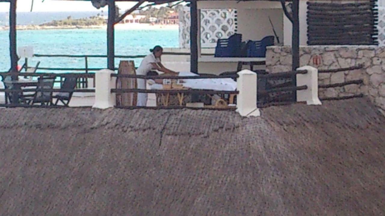 Ocean Front Suite, Balcony, Kitchen. كانكون المظهر الخارجي الصورة