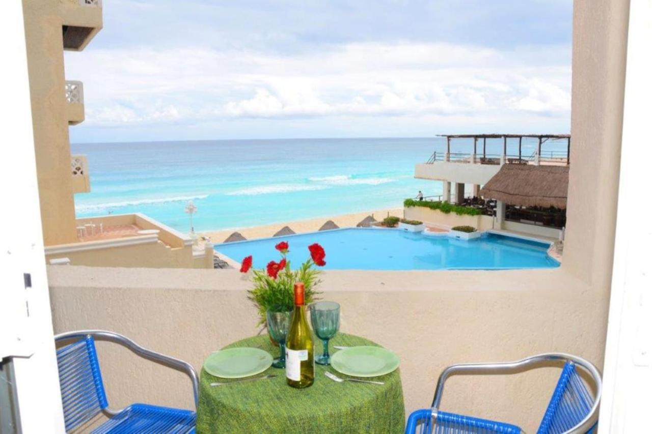 Ocean Front Suite, Balcony, Kitchen. كانكون المظهر الخارجي الصورة