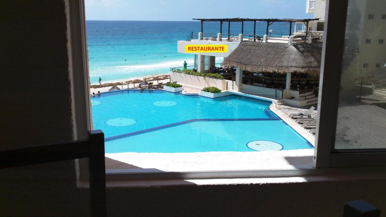 Ocean Front Suite, Balcony, Kitchen. كانكون المظهر الخارجي الصورة